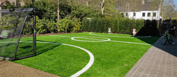Kunstrasen für einen Sportplatz im Garten - Top Green Kunstrasen